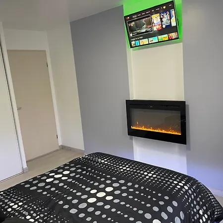 3 Pieces A 5 Minutes De La Gare De